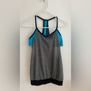 Nike layer tankini set w/ matching bikini bottom - size M - New w/o tags